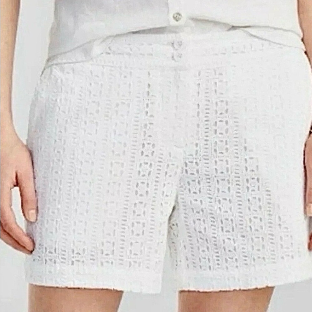 Tommy Bahama White Crochet Bermuda Shorts Size 10